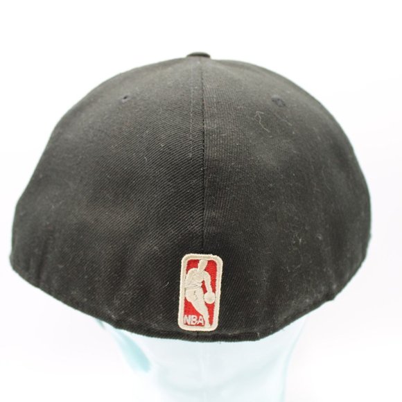 Chicago Bulls NBA Basketball New Era 59Fifty Black Fitted Hat Cap Sz 8 - Picture 5 of 9